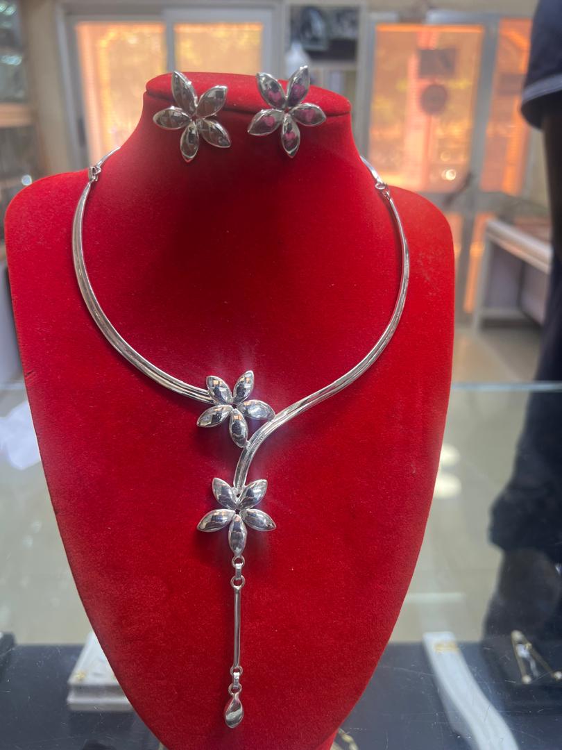 Ensembles 12 — Bijouterie Diamant Rose